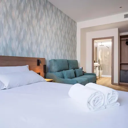 Alora Hotel