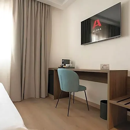 Hotel Alora 3*