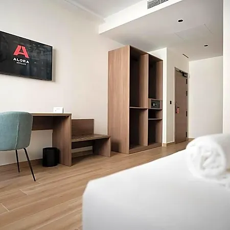 Alora