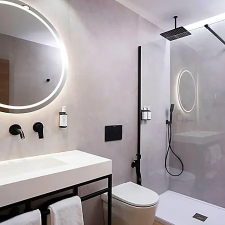 Hotel Alora 3*