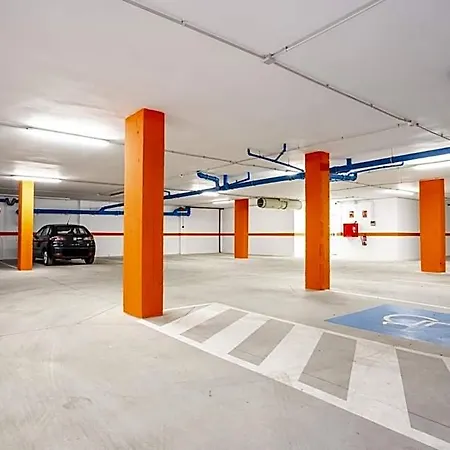 Alora Hotel 3*